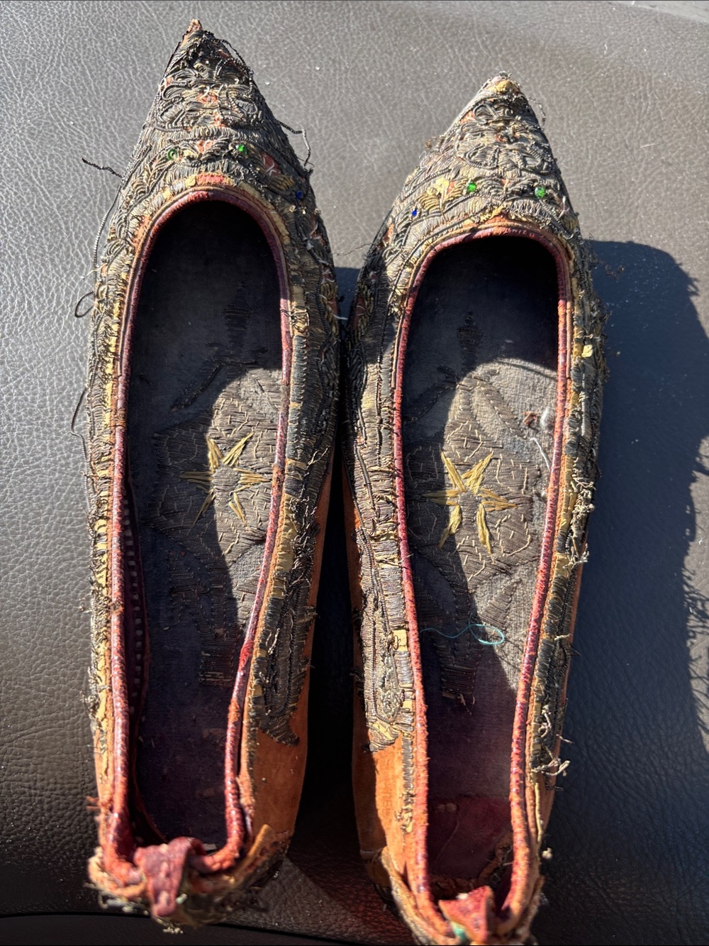 Antique Talbots Embroidered Pointed-Toe Flats
